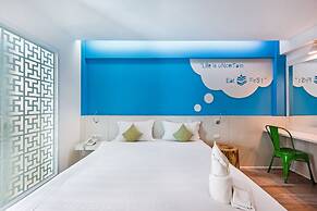 The Tint at Phuket town