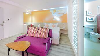 The Tint at Phuket town