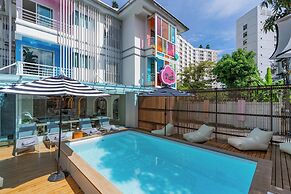 The Tint at Phuket town