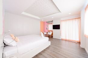 The Tint at Phuket town