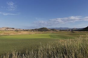 Sheraton New Caledonia Deva Spa & Golf Resort