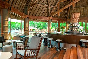 Sheraton New Caledonia Deva Spa & Golf Resort