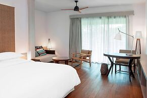 Sheraton New Caledonia Deva Spa & Golf Resort