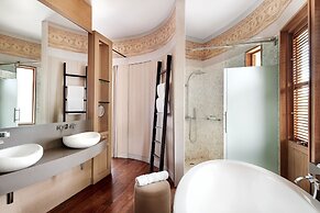 Sheraton New Caledonia Deva Spa & Golf Resort