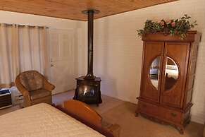 Sybaris Pool Suites Mequon