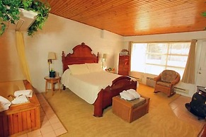 Sybaris Pool Suites Mequon