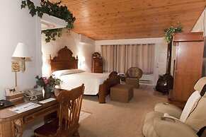 Sybaris Pool Suites Mequon