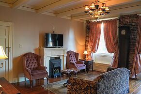 The Olivier House Hotel