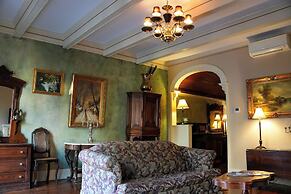 The Olivier House Hotel