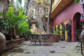 The Olivier House Hotel
