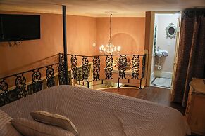 The Olivier House Hotel
