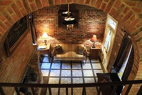 The Olivier House Hotel