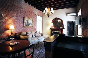 The Olivier House Hotel