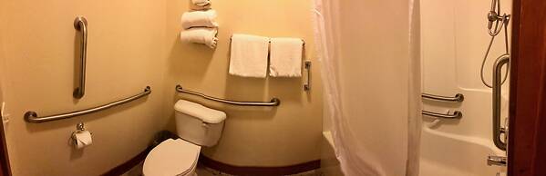 Glacier Guides Lodge