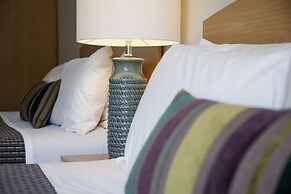 Greenlane Manor Motel