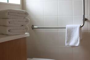 Greenlane Manor Motel