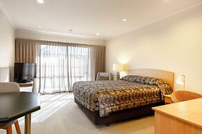 Greenlane Manor Motel