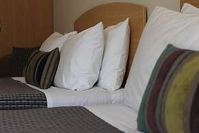 Greenlane Manor Motel