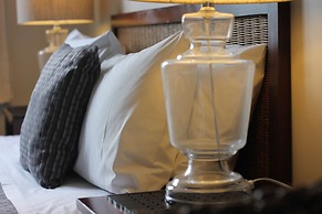Greenlane Manor Motel