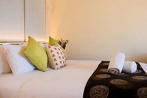 Boathouse Resort Studios & Suites