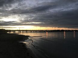 Boathouse Resort Studios & Suites