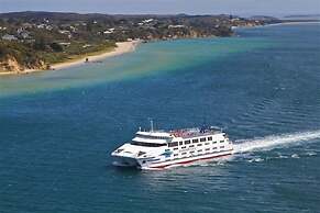 Boathouse Resort Studios & Suites