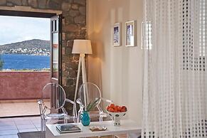Angelina Aegina Boutique Escape