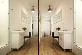 Apple Inn (Causeway Bay)