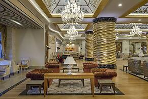 Royal Holiday Palace