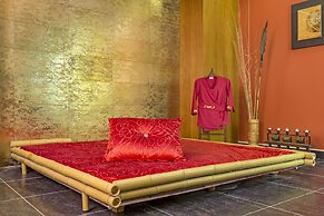 Royal Holiday Palace