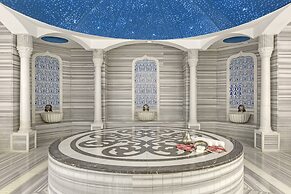 Royal Holiday Palace