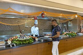 Royal Holiday Palace