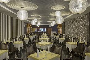 Royal Holiday Palace