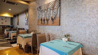 Royal Dragon Hotel – All Inclusive