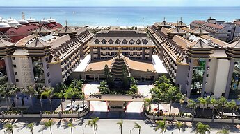 Royal Dragon Hotel – All Inclusive