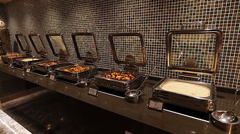 Royal Dragon Hotel – All Inclusive