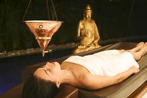 Royal Dragon Hotel – All Inclusive