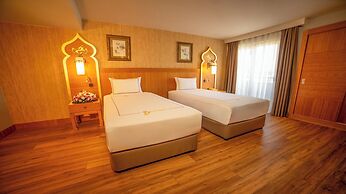 Royal Dragon Hotel – All Inclusive