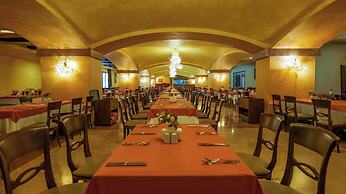 Royal Dragon Hotel – All Inclusive