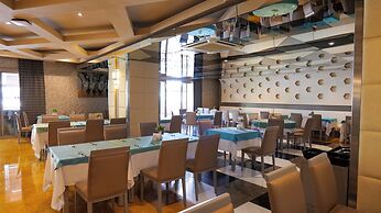 Royal Dragon Hotel – All Inclusive