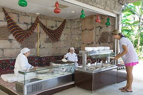 Royal Alhambra Palace – All Inclusive