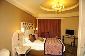 Royal Alhambra Palace – All Inclusive