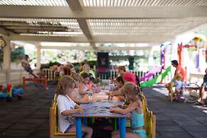 Royal Alhambra Palace – All Inclusive