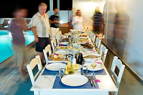 Mouras Resort - Luxury Maisonette Villas