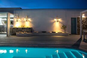 Mouras Resort - Luxury Maisonette Villas