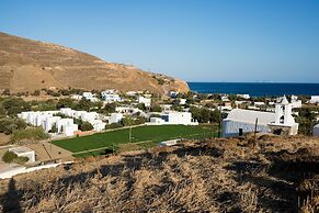 Mouras Resort - Luxury Maisonette Villas