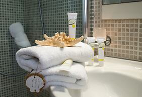 Mouras Resort - Luxury Maisonette Villas