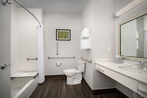 Hampton Inn & Suites Portland/Hillsboro-Evergreen Park