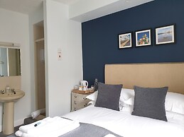 Starlings Guest House