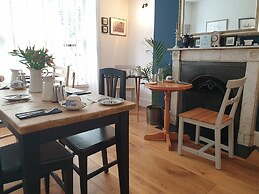 Starlings Guest House